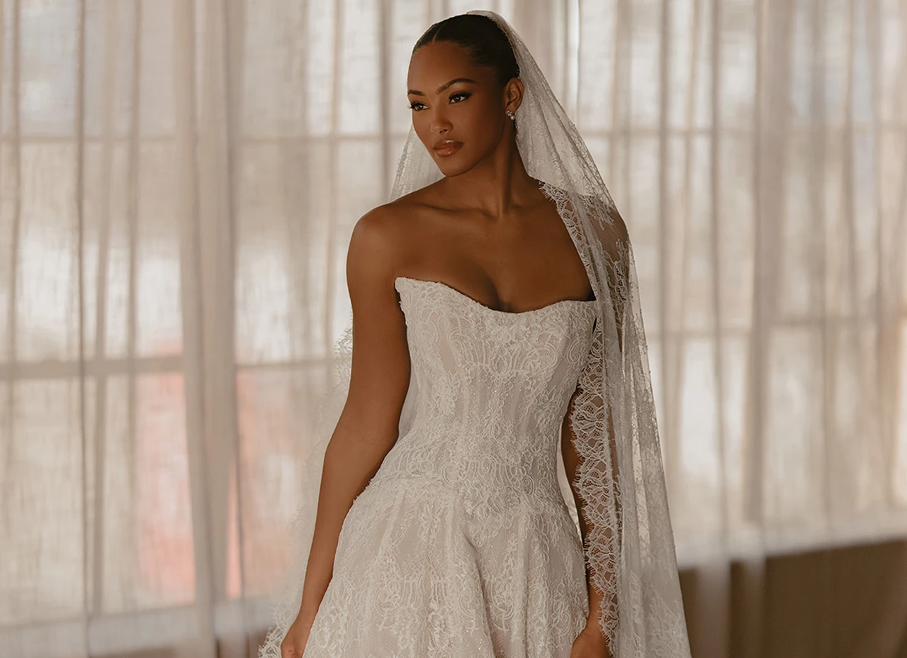 Photo of Model wearing a bridal gown by Dany Tabet