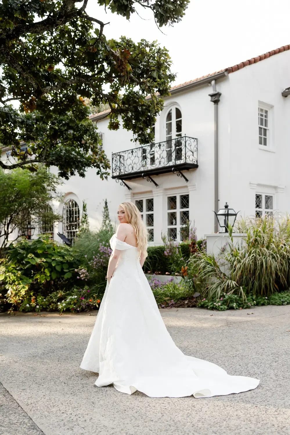 Gallery Image #slidesGrid4