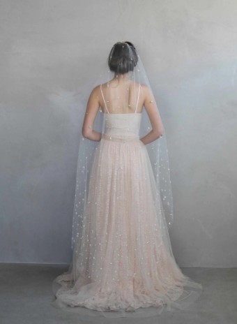 Twigs and Honey 968 "Pearl Chapel Train Veil" #3 thumbnail