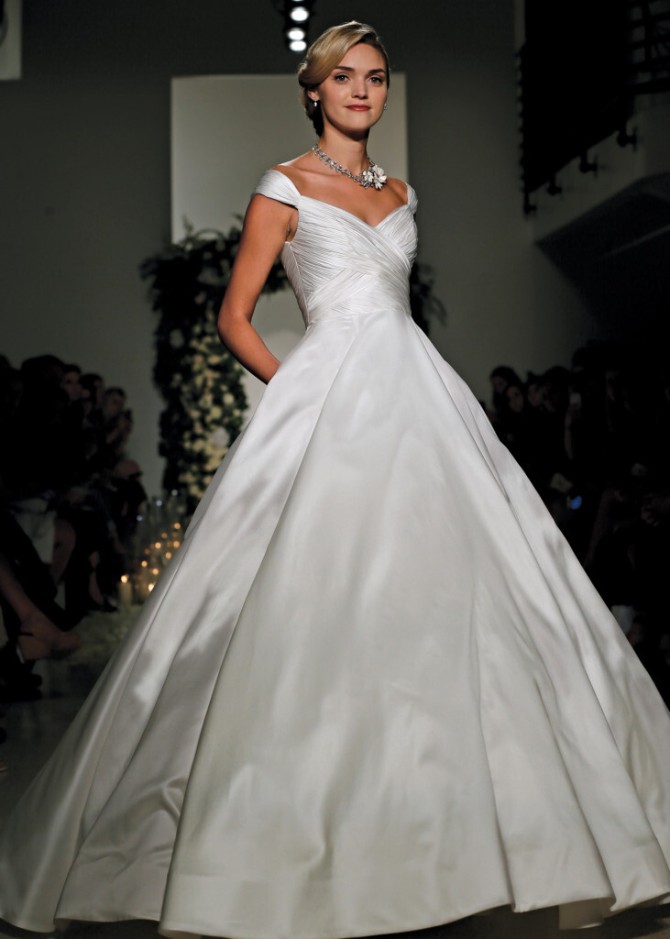 anne barge berkeley gown