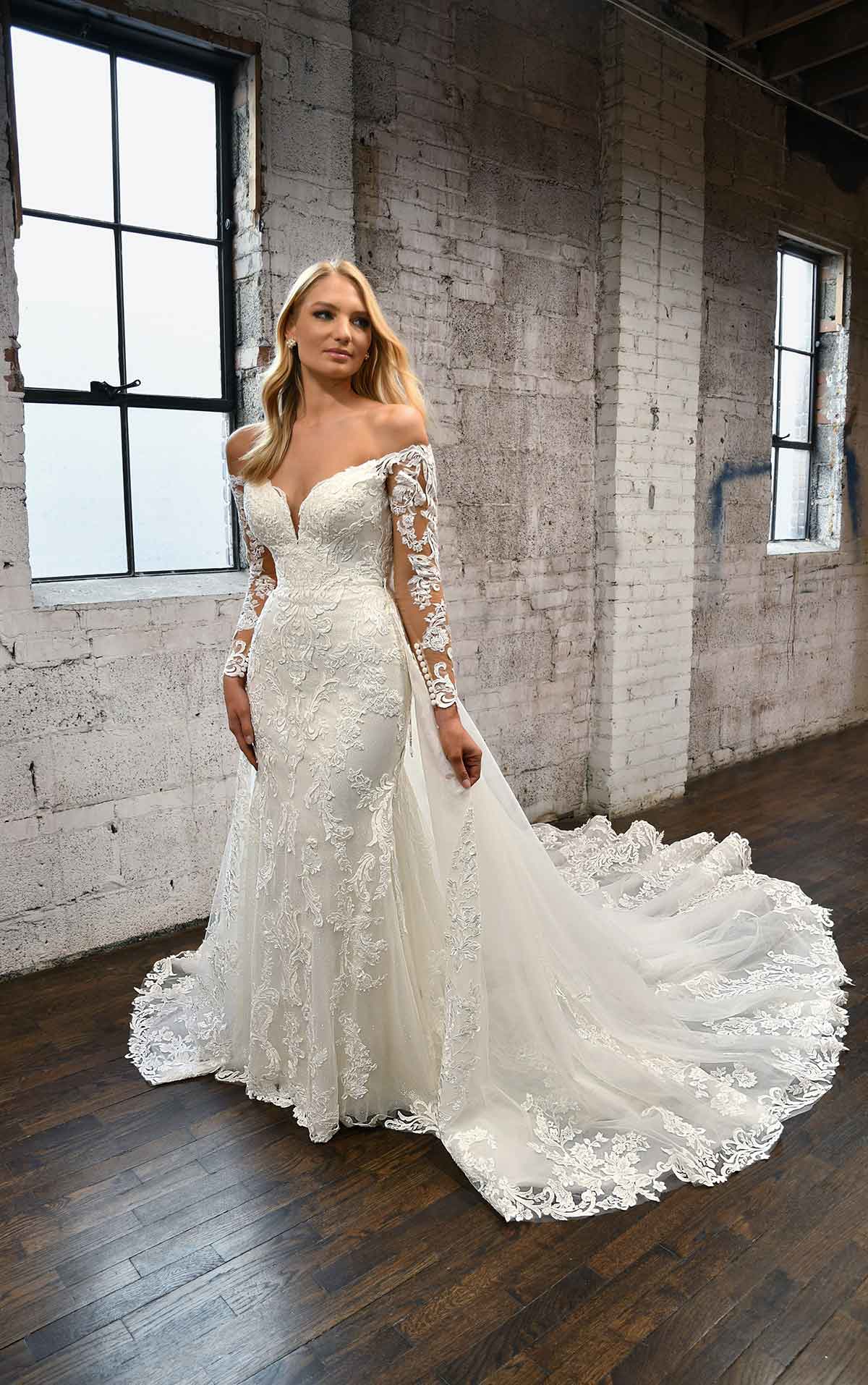 Overskirt 2025 wedding dress