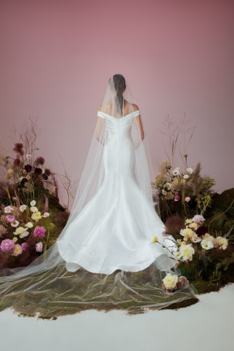 Blue Willow by Anne Barge WHISPERING VEIL | BWX43 #0 Silk White thumbnail
