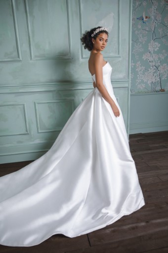 Anne Barge Couture NEWPORT (GOWN & TRAIN) #3 thumbnail