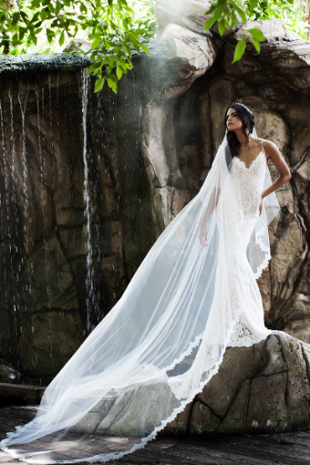 Toni Federici MONICA | 90-721 #2 Light Ivory thumbnail
