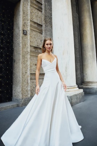 Bliss Monique Lhuillier BL25203 #0 Silk White thumbnail